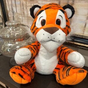 🌈 Plush stuffed animal tiger 16” tall🌈
